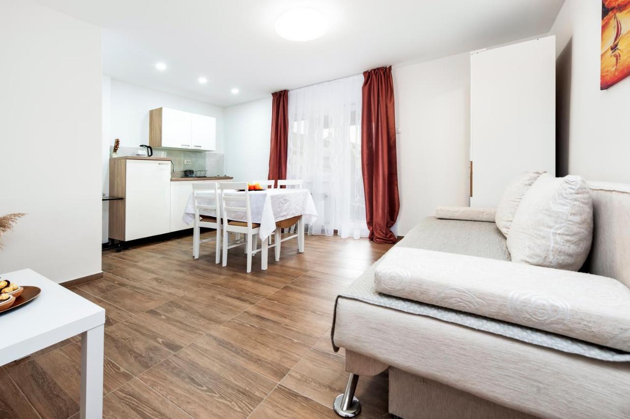 Apartment Sissy Rovinj Buitenkant foto